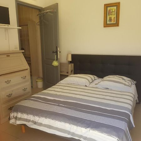 Les Lezards 2 Au Soleil Draguignan Bed and Breakfast Exteriör bild