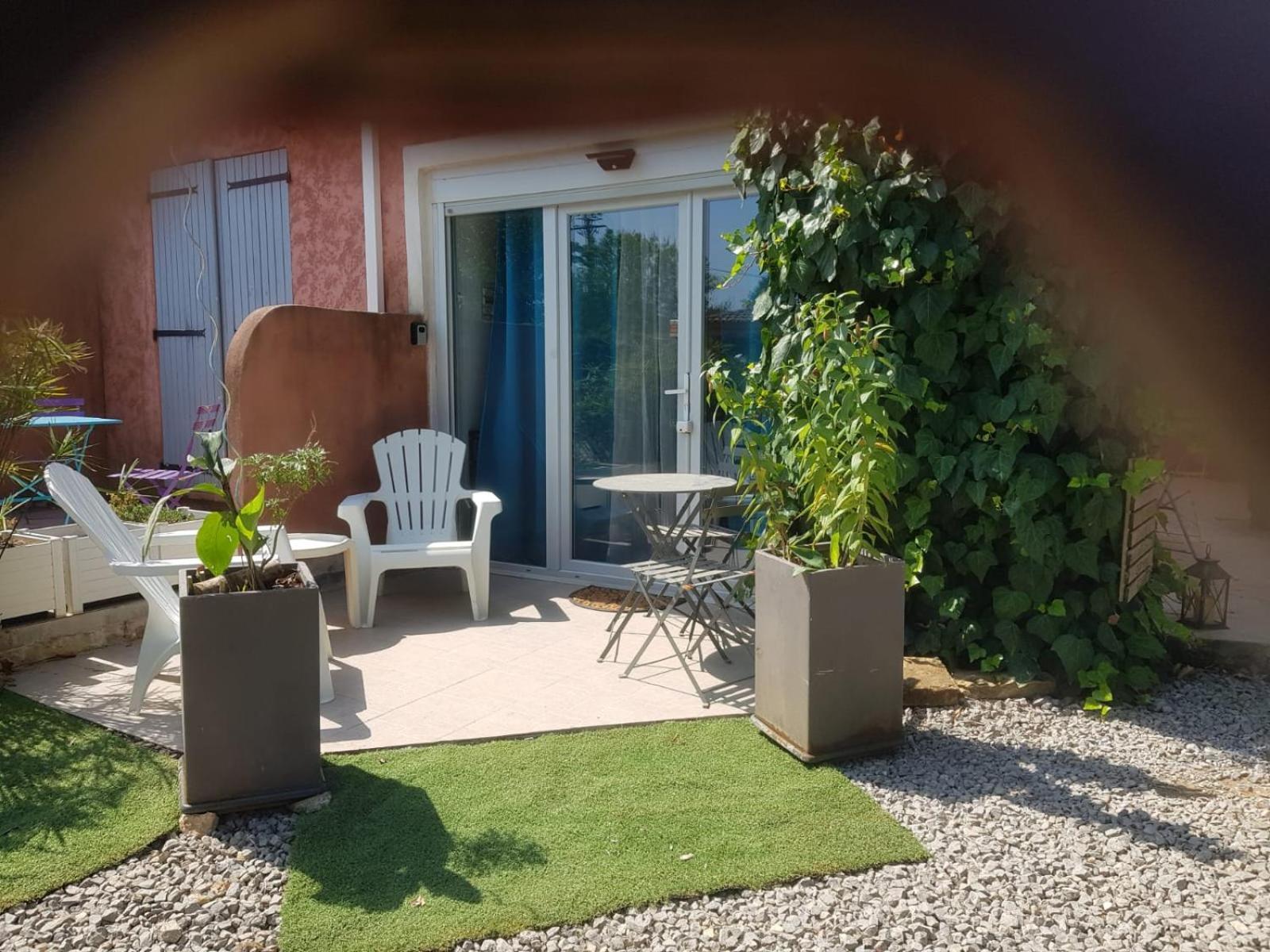 Les Lezards 2 Au Soleil Draguignan Bed and Breakfast Exteriör bild