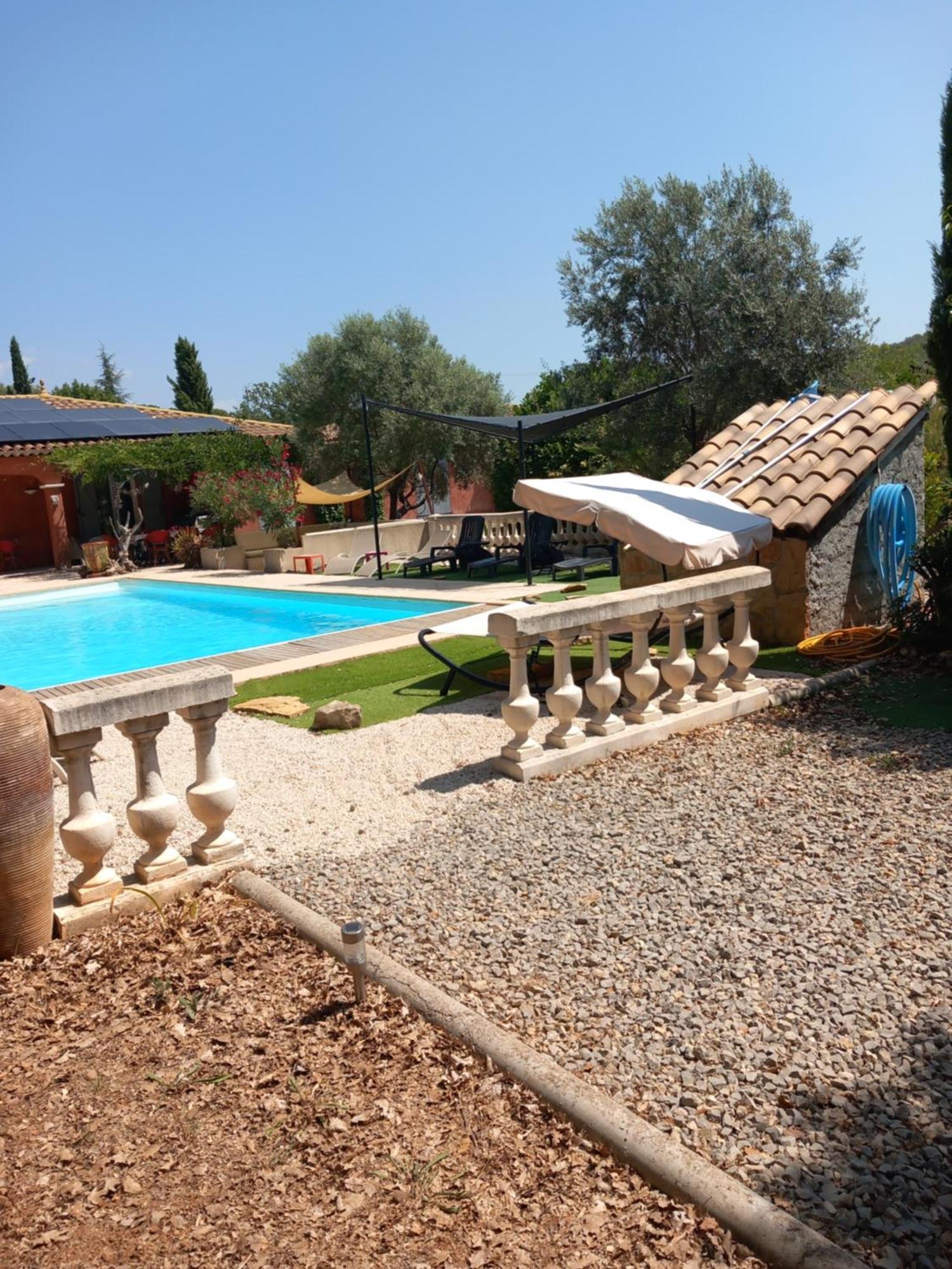 Les Lezards 2 Au Soleil Draguignan Bed and Breakfast Exteriör bild